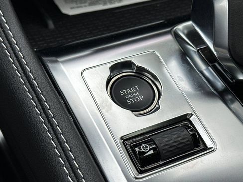 New 2024 Jaguar F-PACE R-Dynamic S AWD/4WD image 13