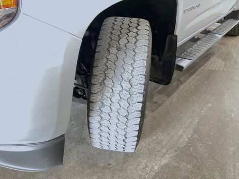 Used 2016 GMC Canyon SLT w/ Driver Alert Package image 23