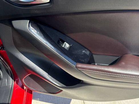Used 2018 MAZDA MAZDA3 Touring FWD image 20