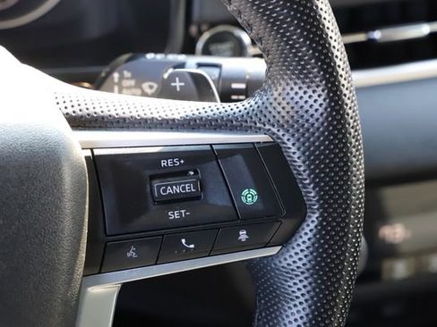 Used 2022 Mitsubishi Outlander SE image 24