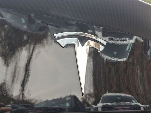 Used 2022 Tesla Model S Plaid image 31