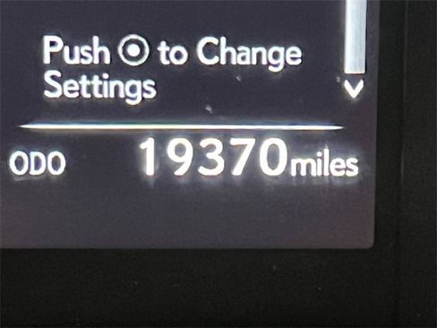 Certified 2023 Lexus GX 460 Premium w/ Premium Package image 18