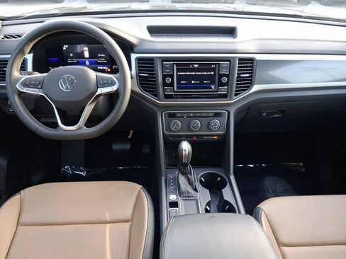 Used 2023 Volkswagen Atlas Cross Sport SE FWD image 13