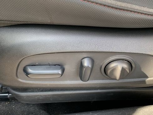 Used 2023 Chevrolet TrailBlazer RS w/ Convenience Package image 7