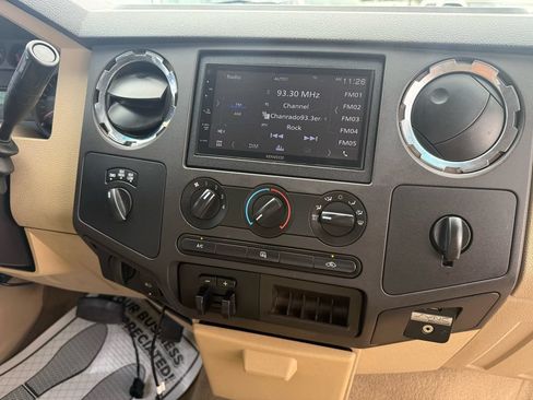 Used 2010 Ford F250 XLT AWD/4WD image 18