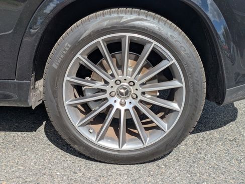 Used 2024 Mercedes-Benz GLE 450 4MATIC image 3