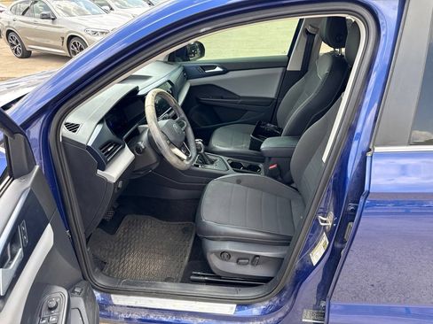 Used 2023 Volkswagen Taos SE FWD image 19