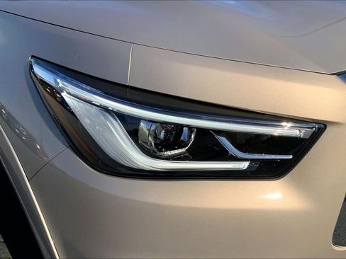 Used 2024 INFINITI QX80 Sensory w/ Cargo Package image 27