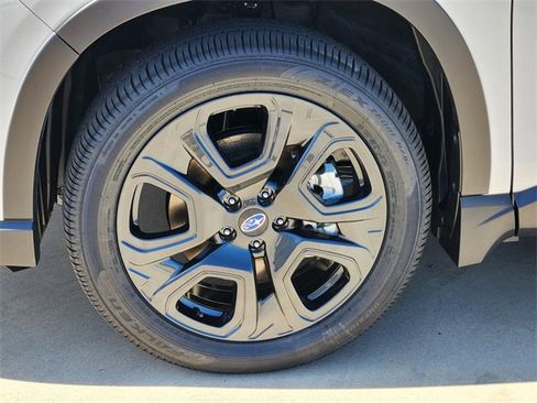 New 2025 Subaru Ascent Bronze Edition image 8