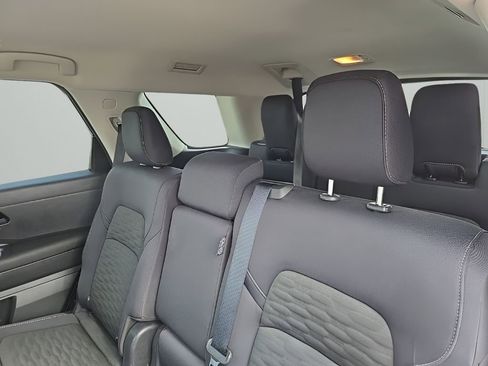 Used 2025 Nissan Pathfinder SV FWD image 13