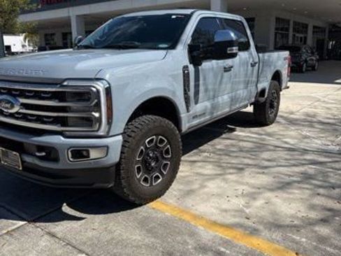 Used 2024 Ford F350 Platinum image 3