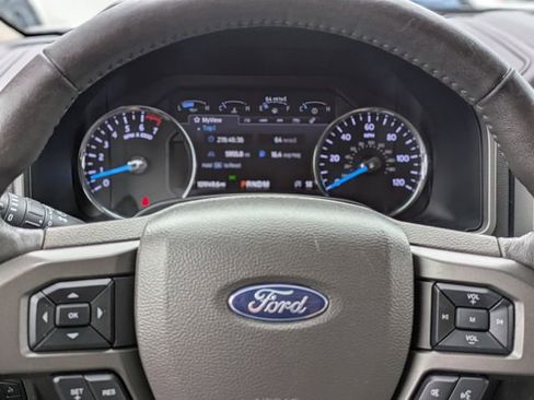 Used 2020 Ford Expedition XLT w/ Equipment Group 202A RWD image 30