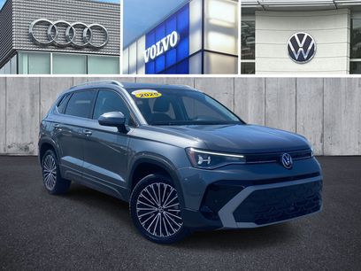 Certified 2025 Volkswagen Taos SE