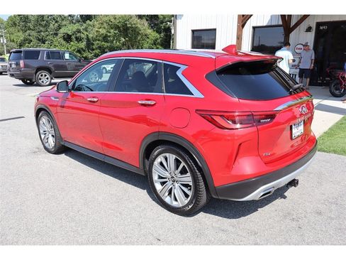 Used 2020 INFINITI QX50 Sensory w/ Proactive Package AWD/4WD image 3