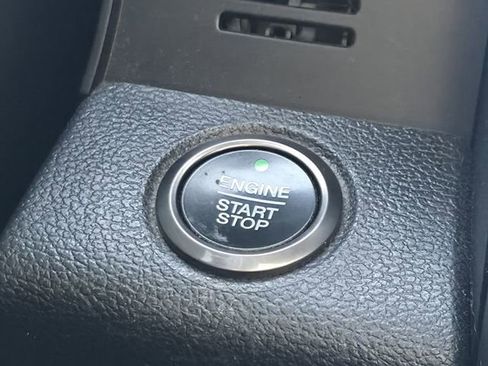 Used 2019 Ford F150 Raptor w/ Equipment Group 802A Luxury image 19