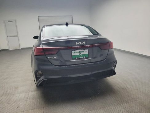 Used 2024 Kia Forte LXS image 6
