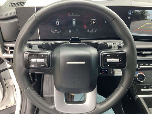 Used 2025 Hyundai Santa Fe SEL FWD image 30