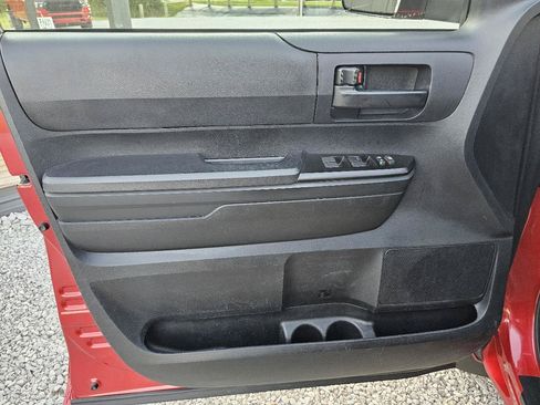 Used 2019 Toyota Tundra SR AWD/4WD image 17