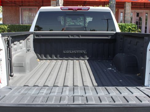 Used 2024 Chevrolet Silverado 1500 High Country image 11