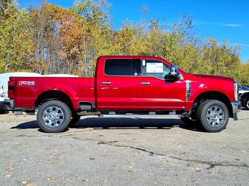 New 2026 Ford F350 Lariat w/ Chrome Package image 4