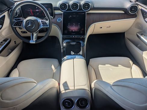 Used 2022 Mercedes-Benz C 300 Sedan image 2