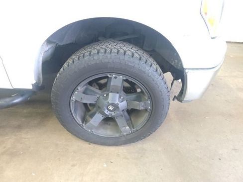 Used 2013 Ford F150 XLT w/ Trailer Tow Pkg AWD/4WD image 2