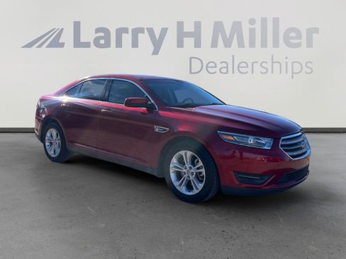 Used 2017 Ford Taurus SEL w/ Equipment Group 201A image 7