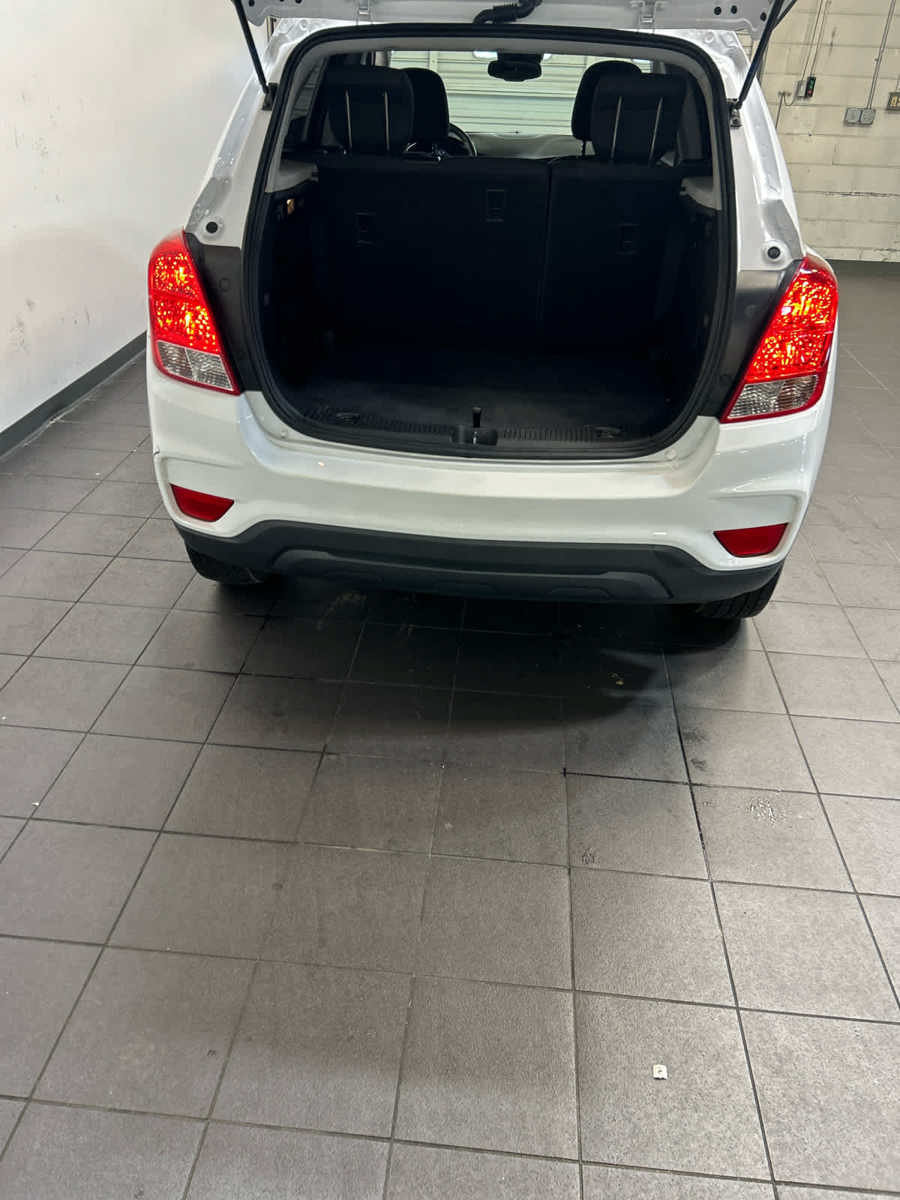 Used 2017 Chevrolet Trax LS AWD/4WD image 10