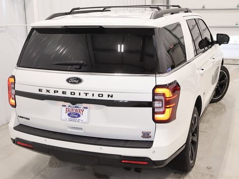 Certified 2024 Ford Expedition Limited image 53