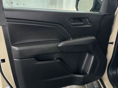 Used 2023 Chevrolet Colorado Trail Boss w/ Advanced Trailering Package AWD/4WD image 8