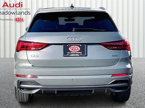 Used 2025 Audi Q3 2.0T Premium w/ Convenience Package image 5