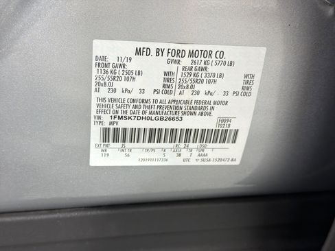 Used 2020 Ford Explorer XLT w/ Equipment Group 202A RWD image 20