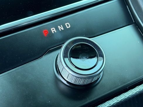 Used 2024 Jeep Grand Cherokee Limited w/ Luxury Tech Group II RWD image 29