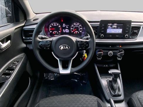 Used 2018 Kia Rio S FWD image 6