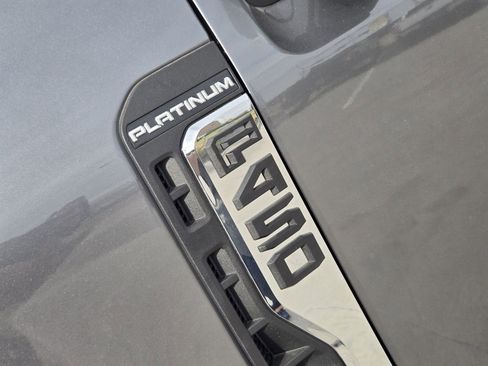 New 2026 Ford F450 Platinum w/ Platinum Plus Package image 15