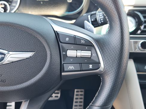 Used 2023 Genesis G70 2.0T w/ Sport Prestige Package RWD image 29