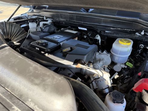 Used 2024 RAM 2500 Laramie image 33