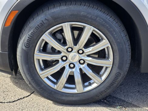 Used 2019 Cadillac XT4 Premium Luxury w/ Cold Weather Package image 10