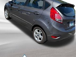 Used 2014 Ford Fiesta SE FWD video 1