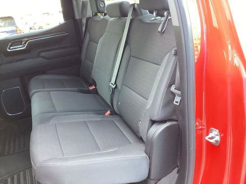 Used 2025 Chevrolet Silverado 1500 LT AWD/4WD image 13
