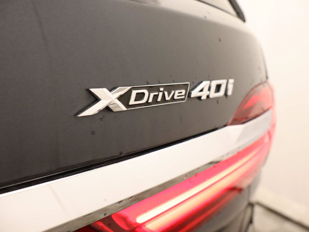Used 2022 BMW X7 xDrive40i w/ Premium Package AWD/4WD image 8