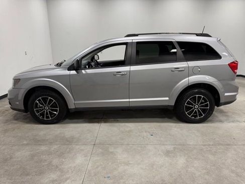 Used 2018 Dodge Journey SXT w/ Connectivity Group image 8