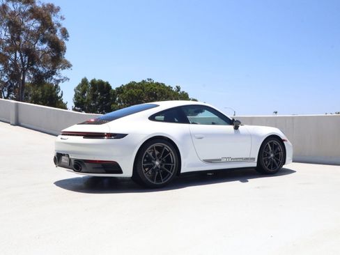 Certified 2024 Porsche 911 Carrera T RWD image 8