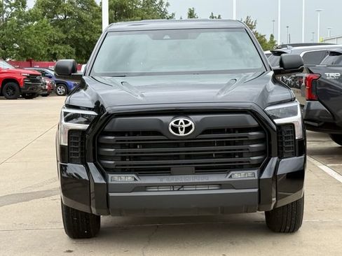 Used 2025 Toyota Tundra SR5 AWD/4WD image 7