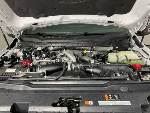 New 2026 Ford F250 Platinum image 9