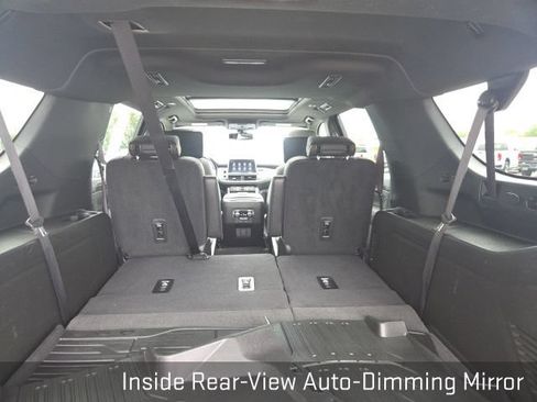 Used 2021 GMC Yukon XL SLT w/ SLT Luxury Plus Package AWD/4WD image 52