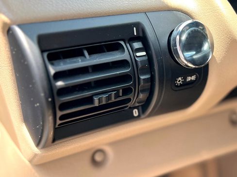 Used 1998 BMW Z3 2.8 image 30