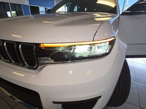 Used 2022 Jeep Grand Cherokee L Limited RWD image 28