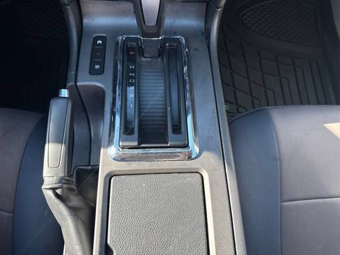 Used 2010 Ford Mustang Premium RWD image 23