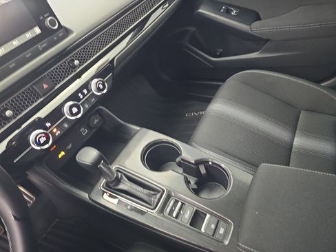 Used 2024 Honda Civic Sport image 22